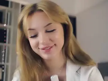 Chaturbate Best live sex cam show of emmiemurray