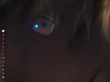 Chaturbate Best live sex cam show of emmiemurray