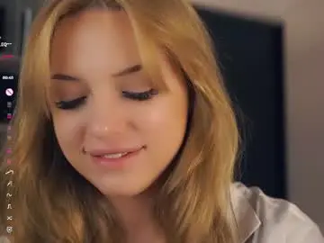 Chaturbate Free Live Porn of emmiemurray