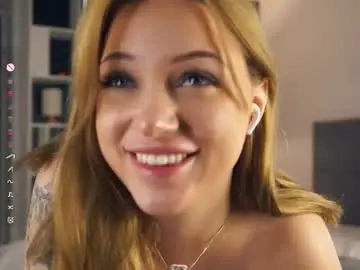 Chaturbate Sex Cam of emmiemurray