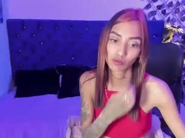 Chaturbate Live Sex Cam of karlaslutskinny__