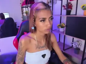 Chaturbate Free Porn Cam of karlaslutskinny__