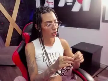 Chaturbate Sex Chat of karlaslutskinny__