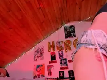 Chaturbate Adult Video Chat of kyliekandy