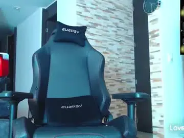 Chaturbate Live Sex of lobito_xxxl