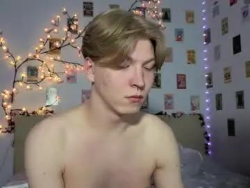 Chaturbate Live Sex Cam of themikesever