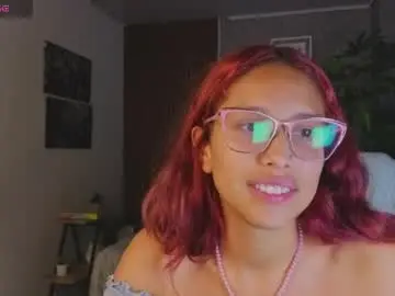 Chaturbate Nude Webcam of saphiire_