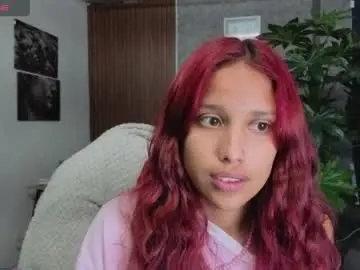 Chaturbate Best live sex cam show of saphiire_