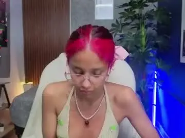 Chaturbate Adult Webcams of saphiire_