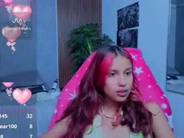 Chaturbate Sex Cam of saphiire_