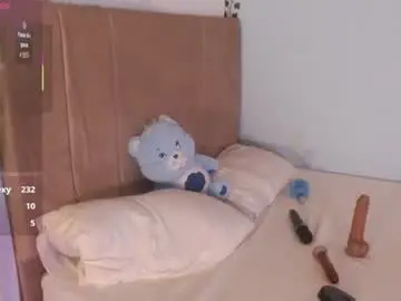 Chaturbate Watch Live Sex Cams of julieta__sexxx