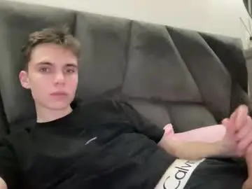 Chaturbate Watch Live Sex Cams of luis_7777