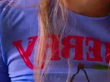 Chaturbate Live Porn of sarajonesxxx