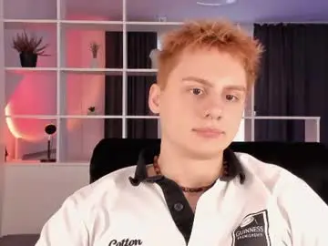 Chaturbate Adult Webcam of sunburn_boy