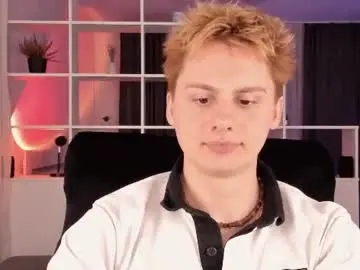 Chaturbate Free Porn Cam of sunburn_boy