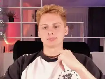 Chaturbate Free Live Porn of sunburn_boy