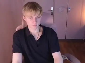 Chaturbate Free Porn Cam of avenrey