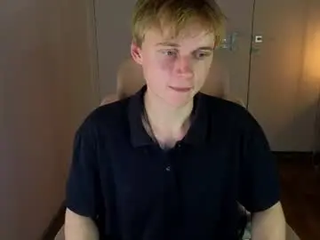 Chaturbate Free Live Porn of avenrey