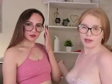 Chaturbate Adult Video Chat of blonde_lotos