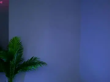 Chaturbate Live Sex Cam of bratprincessink