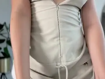 Chaturbate Live Sex Cam of cutie18_angel