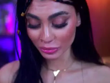 Chaturbate Live Porn of ravennadarcy