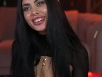 Chaturbate Live Sex Cam of ravennadarcy