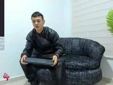 Chaturbate Adult Video Chat of juniormorris_