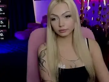 Chaturbate Live Sex Cam of linalirian