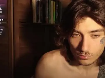 Chaturbate Live Sex Cam of silly_cybin