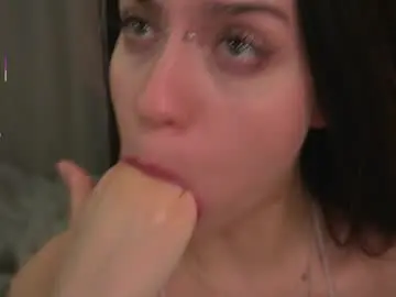 Chaturbate Sex Cam of vivid_girls