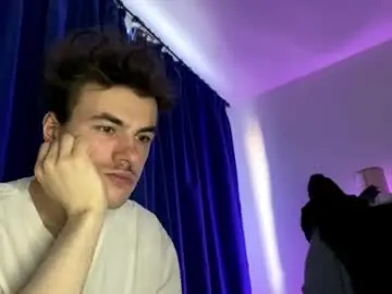 Chaturbate Adult Video Chat of yayay333