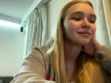 Chaturbate Watch Live Sex Cams of cherryleija