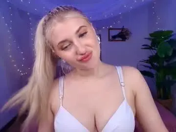 Chaturbate Live Sex Cam of evacadooo