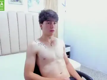 Chaturbate Free Porn Cam of jeins_fisher