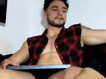 Chaturbate Live Sex of latinboyvip_