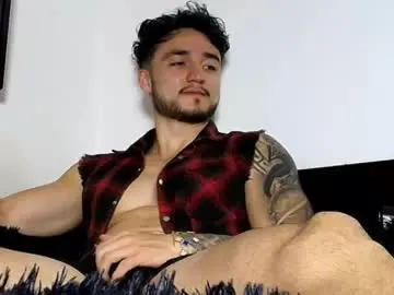 Chaturbate Watch Live Sex Cams of latinboyvip_