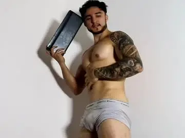 Chaturbate Watch Live Sex Cams of latinboyvip_