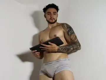 Chaturbate Private Sex Chat of latinboyvip_