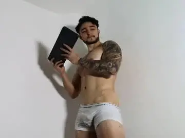 Chaturbate Free Live Porn of latinboyvip_