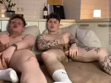 Chaturbate Watch Live Sex Cams of twoguyspleasure