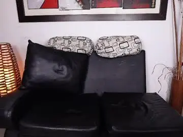 Chaturbate Live Porn of yovng_girls