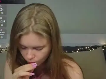Chaturbate Sex Cam of lyucy