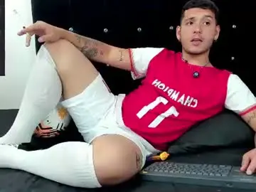 Chaturbate Live Sex Cam of noha_white