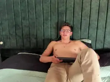 Chaturbate Live Sex of victor_oliveira_