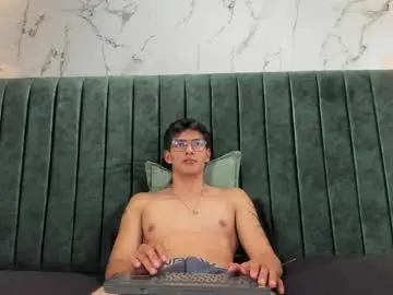 Chaturbate Live Porn of victor_oliveira_