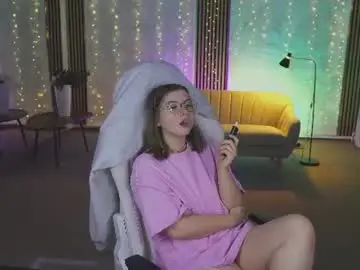 Chaturbate Best live sex cam show of viola_054