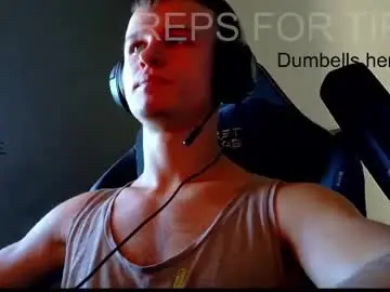 Chaturbate Free Porn Cam of dennisdillon
