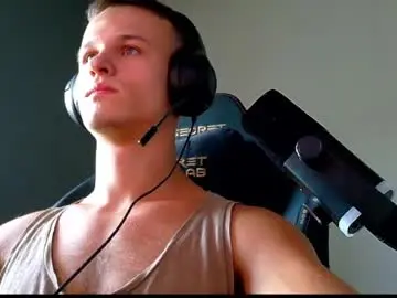 Chaturbate Best live sex cam show of dennisdillon