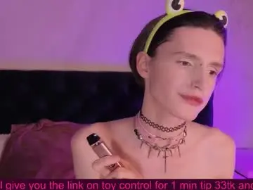 Chaturbate Watch Live Sex Cams of kira_long